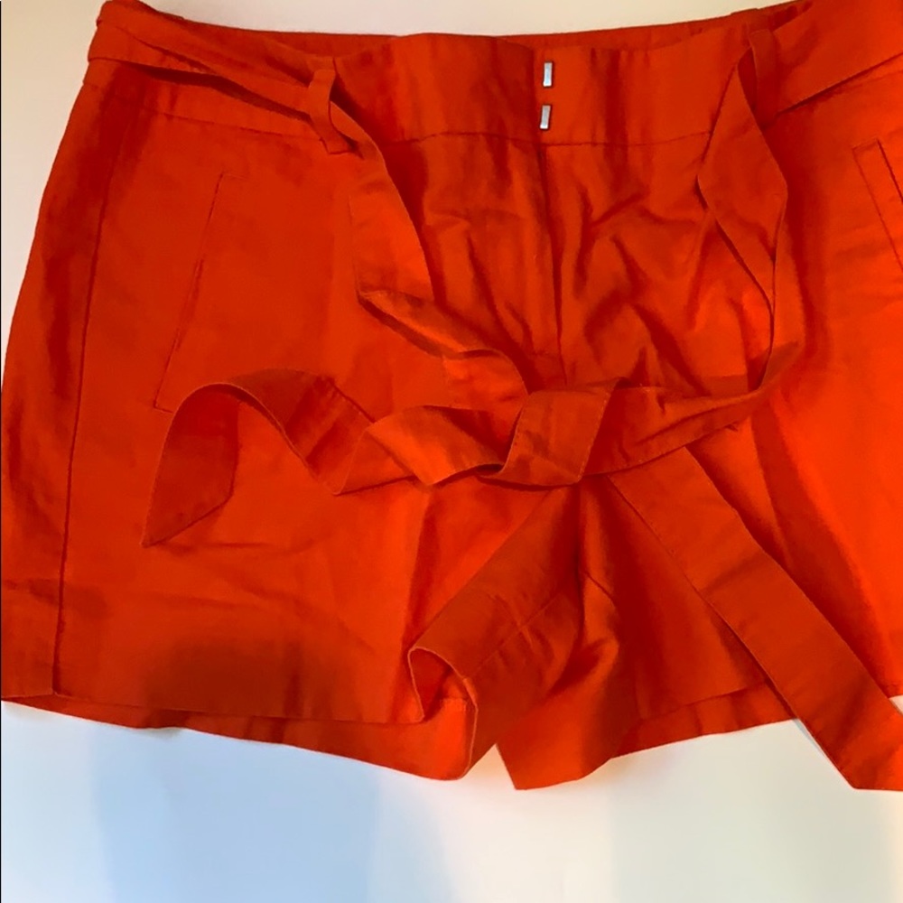 - LOFT shorts Orange size 6 linen blend